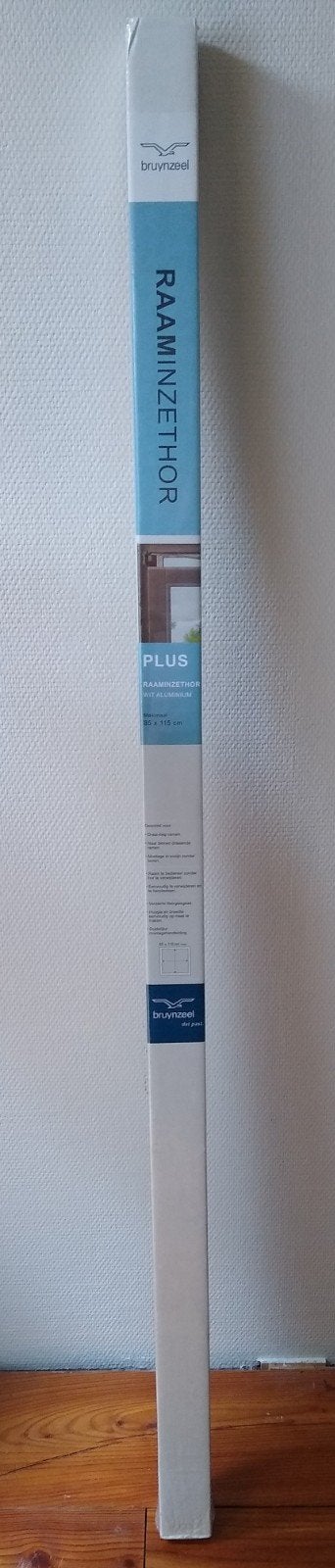 Nieuwe Bruynzeel inzethor plus wit aluminium  85 x 115 cm., Ophalen, Wit, Nieuw, 50 tot 100 cm