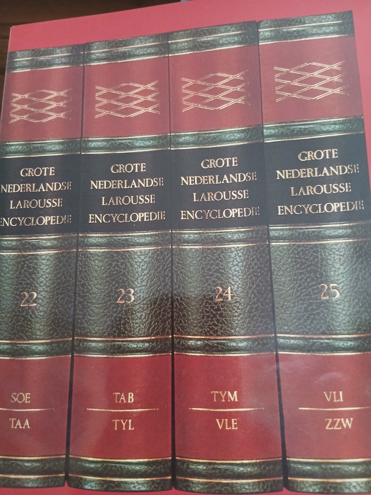 25 delen +atlas larousse encyclopedie tegen elk bod, Ophalen, Zo goed als nieuw, Algemeen