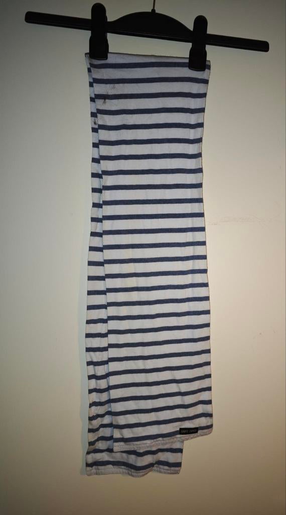 Blauw witte katoenen sjaal Saint James zgan

Lengte 145

Bre, Kleding | Dames, Ophalen of Verzenden, Zo goed als nieuw, Maat 46/48 (XL) of groter