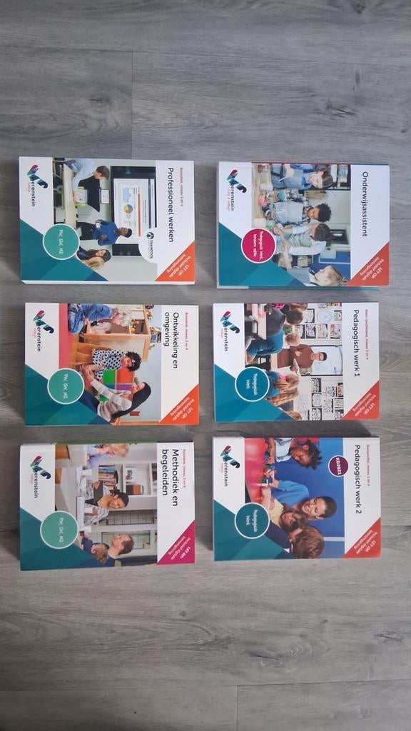 Schoolboeken onderwijsassistent en pedagogisch medewerker, Boeken, Ophalen of Verzenden, Beta, Zo goed als nieuw, MBO