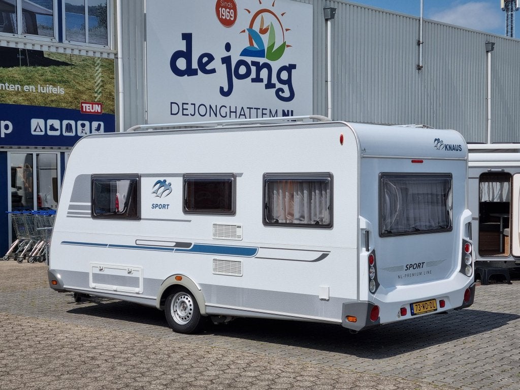 Knaus Sport Premium Line 450 FU - Mover - Voortent -, Caravans en Kamperen, Caravans, Rondzit, Bedrijf, Overige typen, 5 tot 6 meter