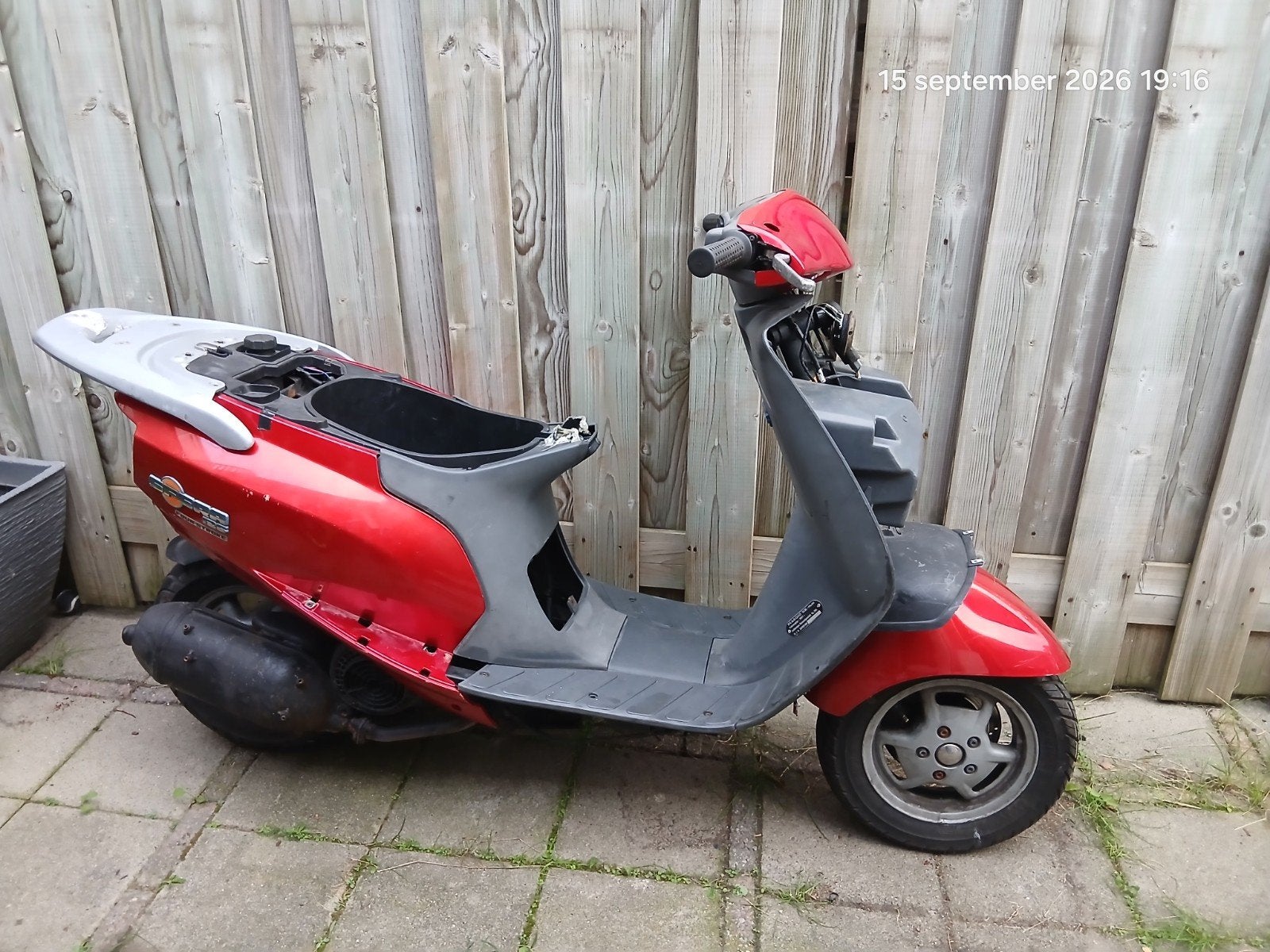 Piaggio Sfera 125cc 4-takt (onderdelen/opknapper), Ophalen, Gebruikt, Piaggio