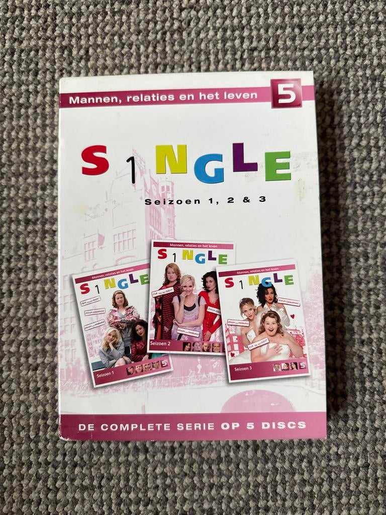 S1NGLE Seizoen 1, 2 & 3 - De complete serie op 5 discs, Cd's en Dvd's, Boxset, Vanaf 9 jaar, Ophalen of Verzenden, Zo goed als nieuw