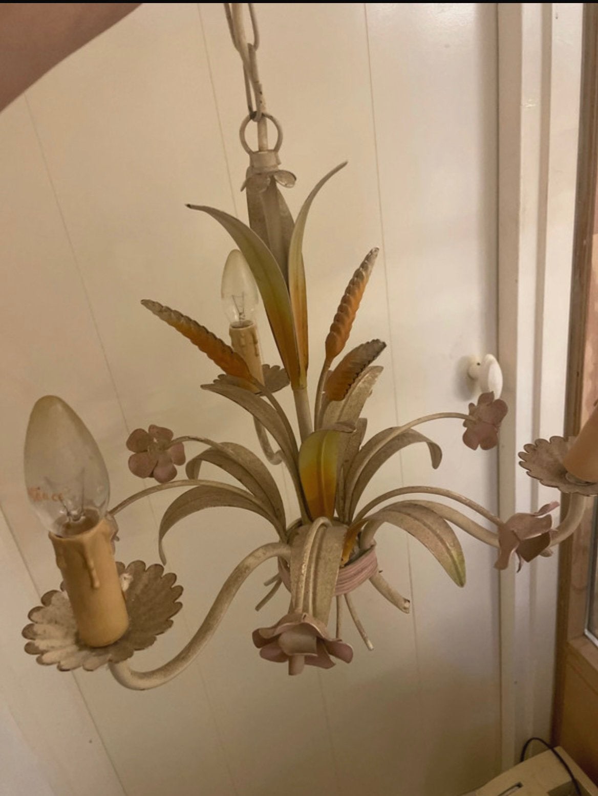 Mooi kroonluchtertje met bloemetjes, Ophalen of Verzenden, Gebruikt, Metaal, Brocante