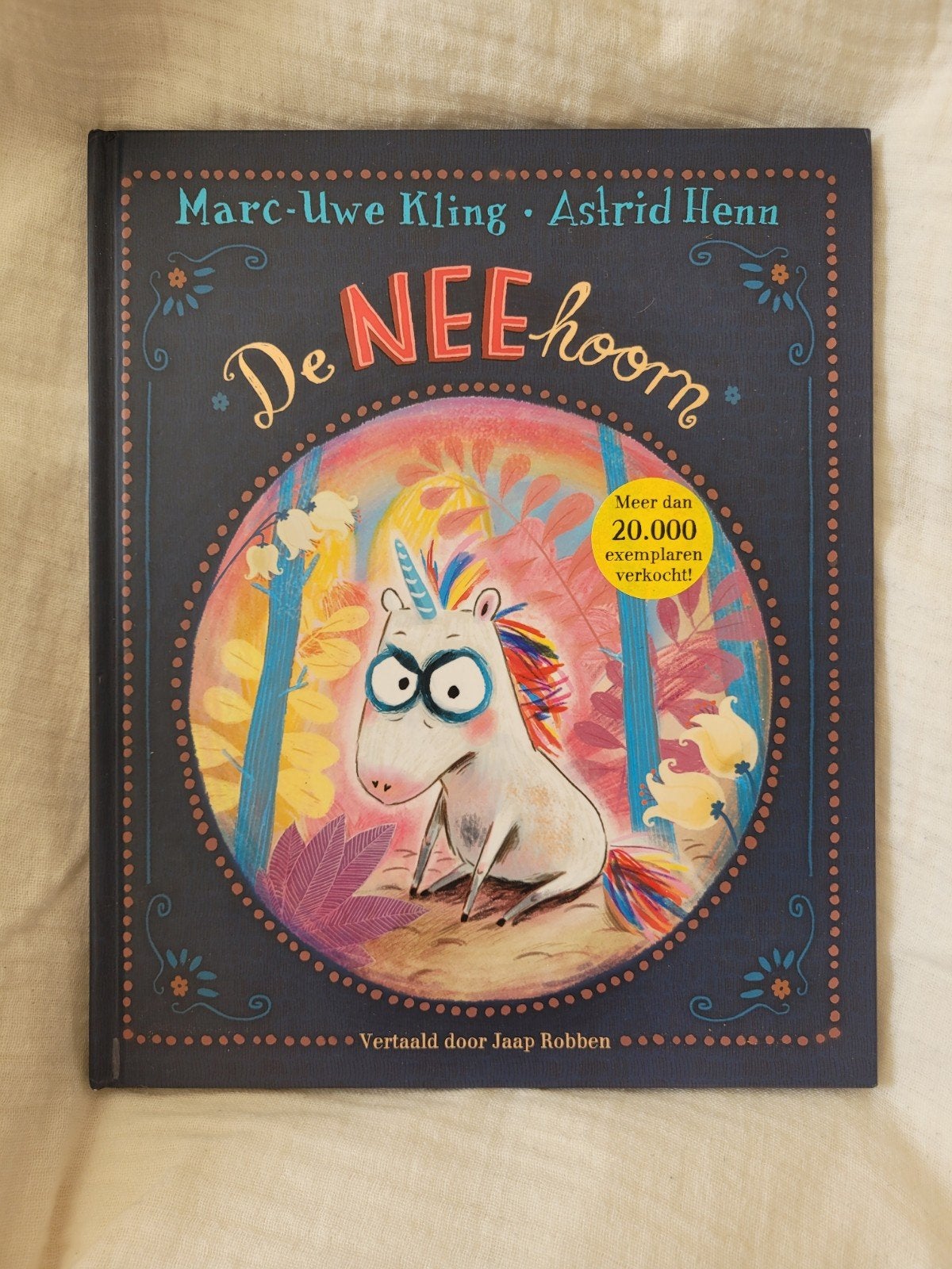 De Neehoorn - Een grappig en hartverwarmend kinderboek, Ophalen of Verzenden