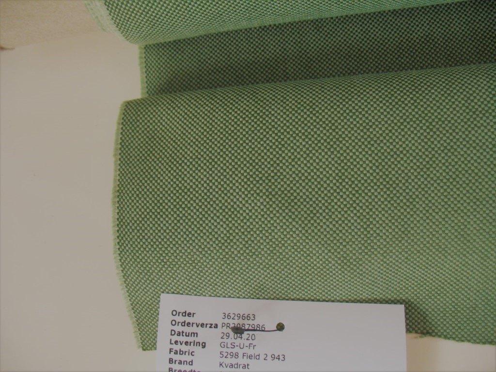 Kvadrat Field 2 943 groentinten; 4,78 mtr meubelstof NU 239€, Hobby en Vrije tijd, Stoffen en Lappen, Overige materialen, 120 cm of meer