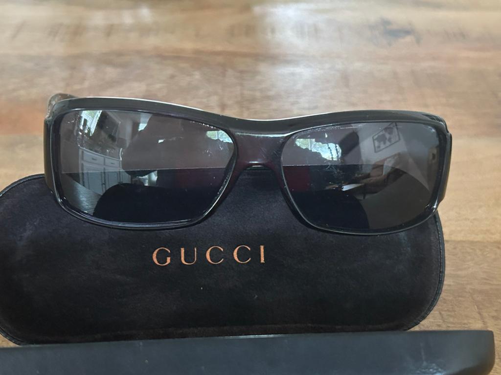 Vintage GUCCI zonnebril, Sieraden, Tassen en Uiterlijk, Zonnebrillen en Brillen | Dames, Overige merken, Gebruikt, Zonnebril, Verzenden
