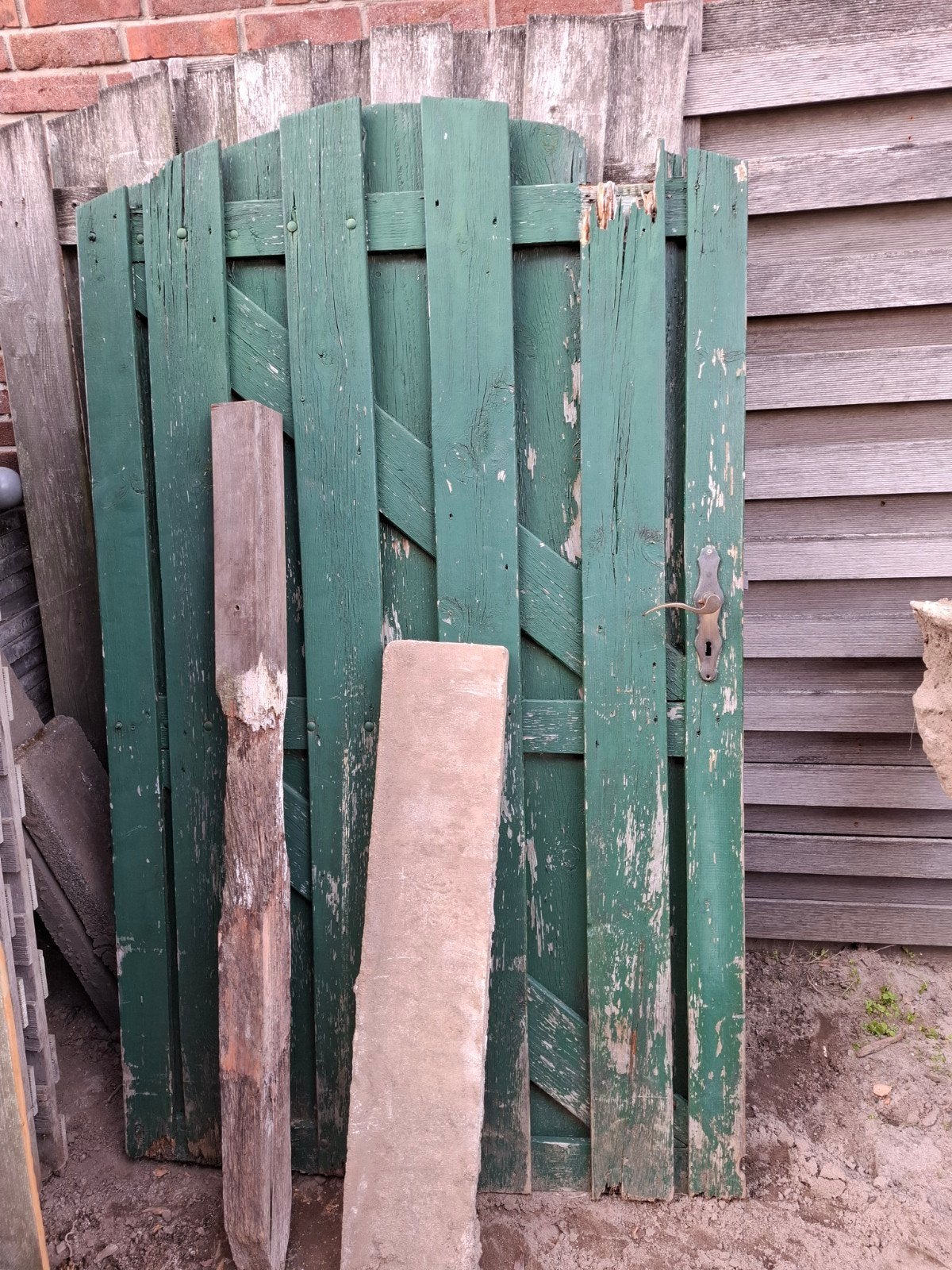 Houten poort, 2 schuttingen en planken, Tuin en Terras, Ophalen, Gebruikt, Hout, 1 tot 2 meter