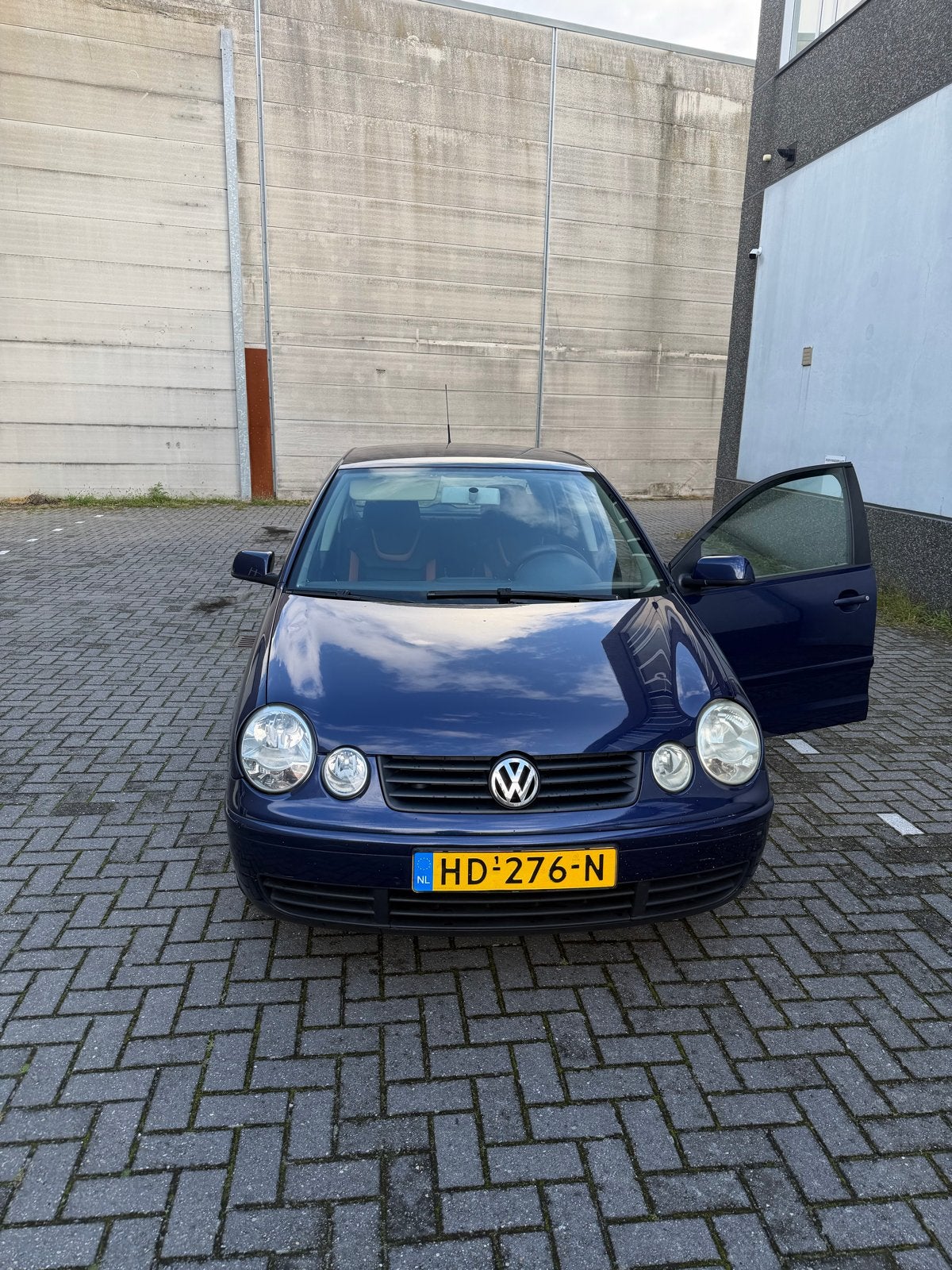 Volkswagen polo nieuwe apk, distributie en koppeling, Auto's, 74 pk, Blauw, 49 €/maand, Particulier