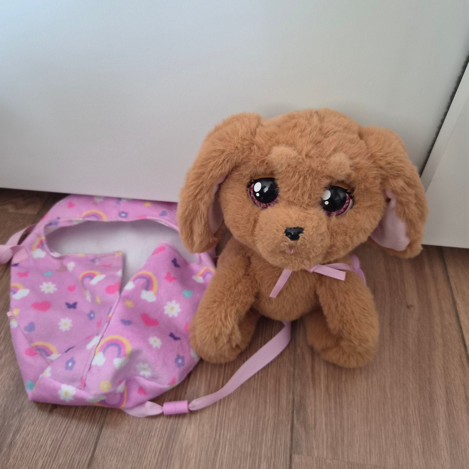 Baby paws hondje Cocker, Ophalen, Hond, Zo goed als nieuw, Met kleding of accessoire