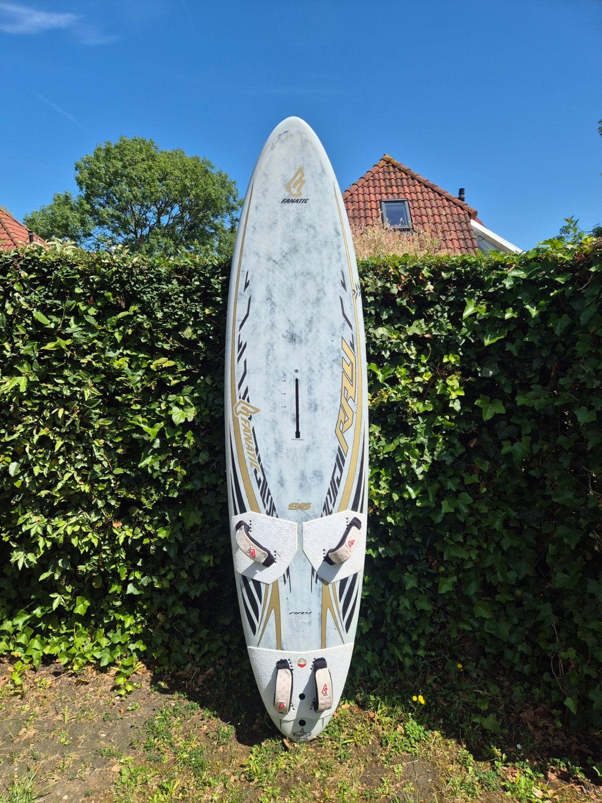 Goede Fanatic Ray 95 + 34cm Choco tuttlebox vin, Watersport en Boten, Ophalen, Plank