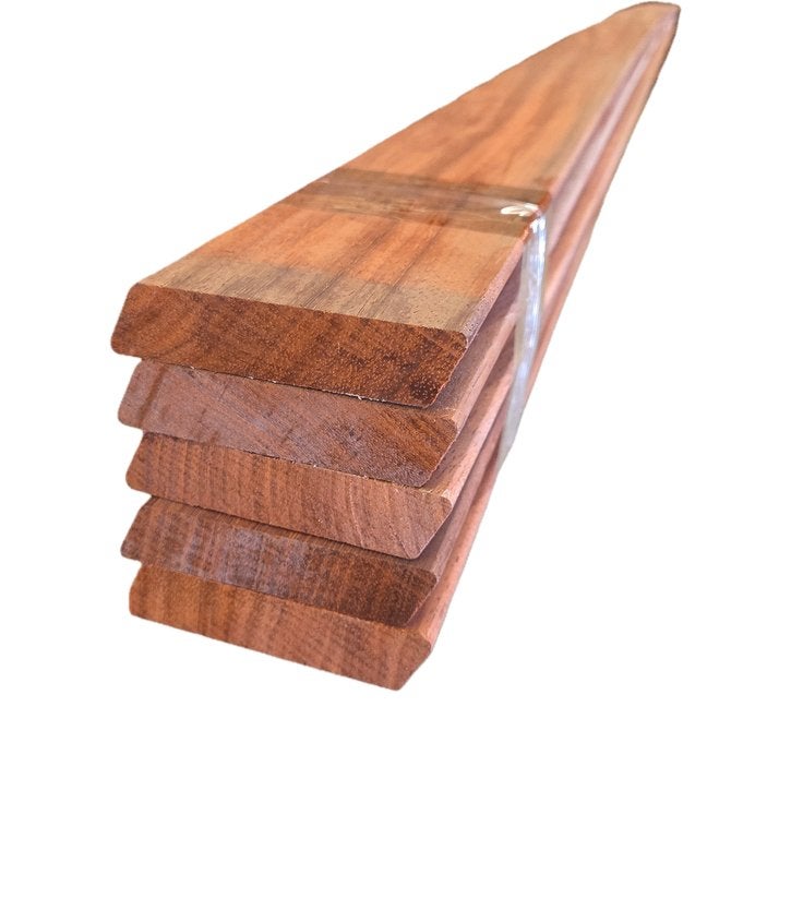 Rhombus profiel / Padouk hout  - nr: HP365, Ophalen, Minder dan 180 cm, Planken, Hardhout