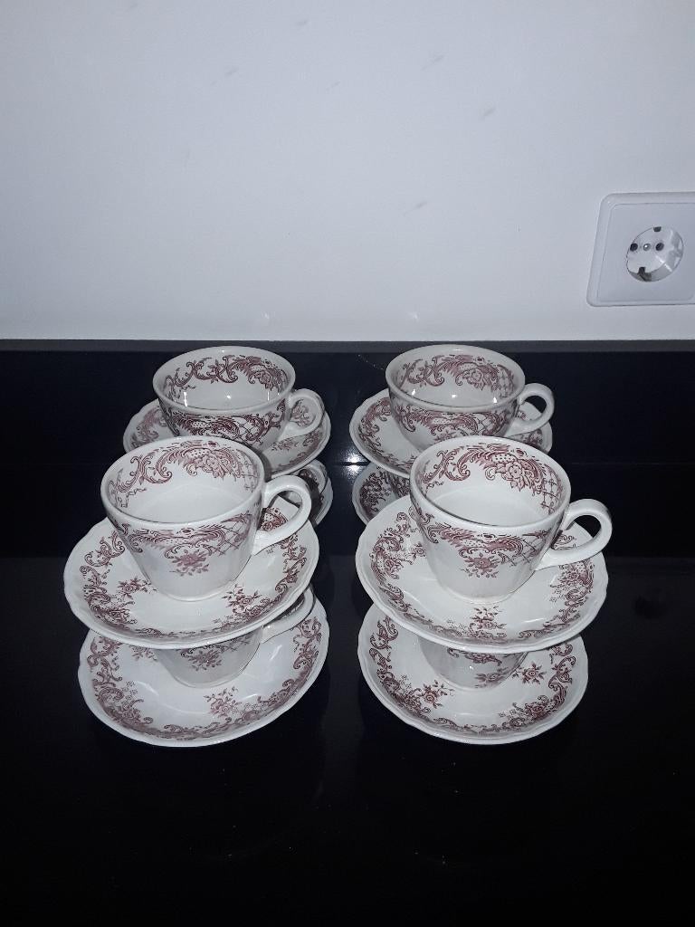 8 Villeroy en boch Valeria rood kop en schotels, Verzenden, Zo goed als nieuw, Overige stijlen, Kop(pen) en/of Schotel(s)