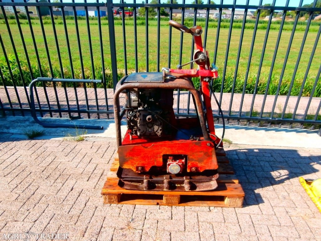 Weber diesel 6 T €1100,00 Wacker Neuson W 200 €750 ,Weber be, Niet opgegeven, -, Niet opgegeven
