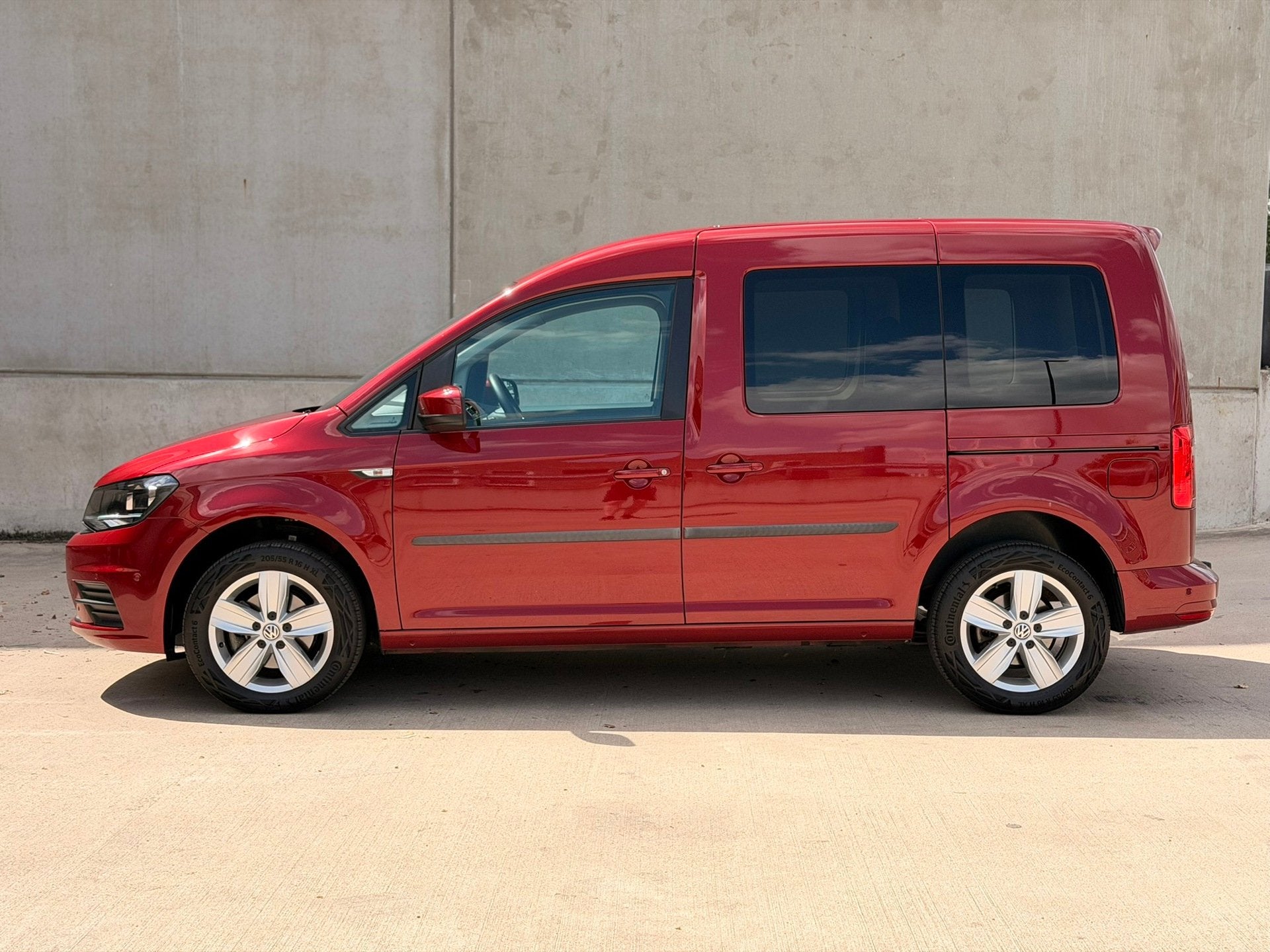 Volkswagen Caddy 1.2 TSI Carplay Trekh Airco Cruise Stoelver, Auto's, Voorwielaandrijving, Stof, Gebruikt, 4 cilinders