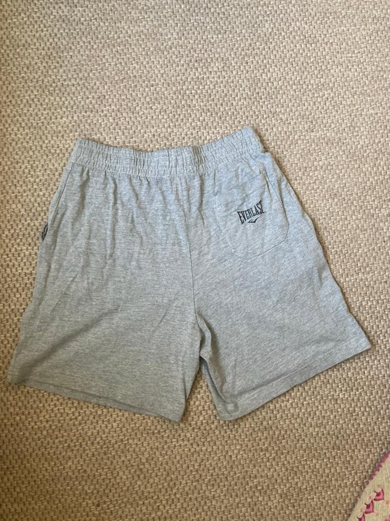 Everlast sportbroek - medium - in hele goede staat, Sport en Fitness, Boksen, Ophalen of Verzenden, Zo goed als nieuw, Bokskleding