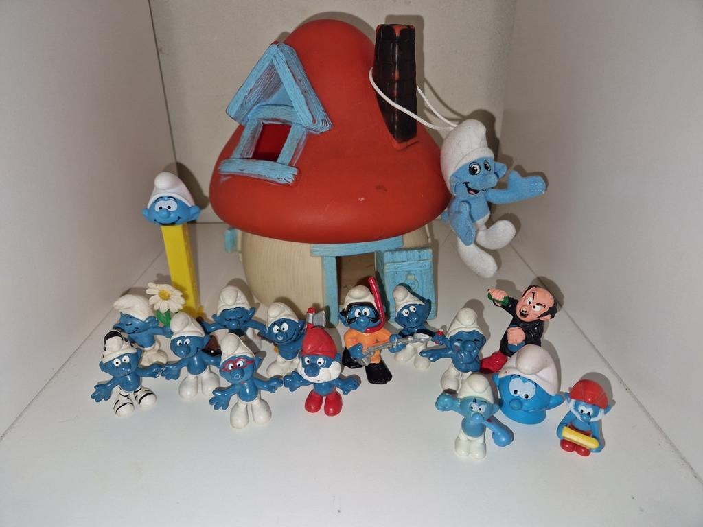 Lot met Smurfen Incl Huisje, Ophalen of Verzenden, Zo goed als nieuw, Verschillende Smurfen