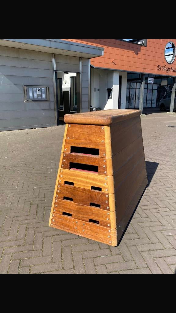 Vintage Turn kast, Maat 36 t/m 42, Gebruikt, Bruin, Materiaal