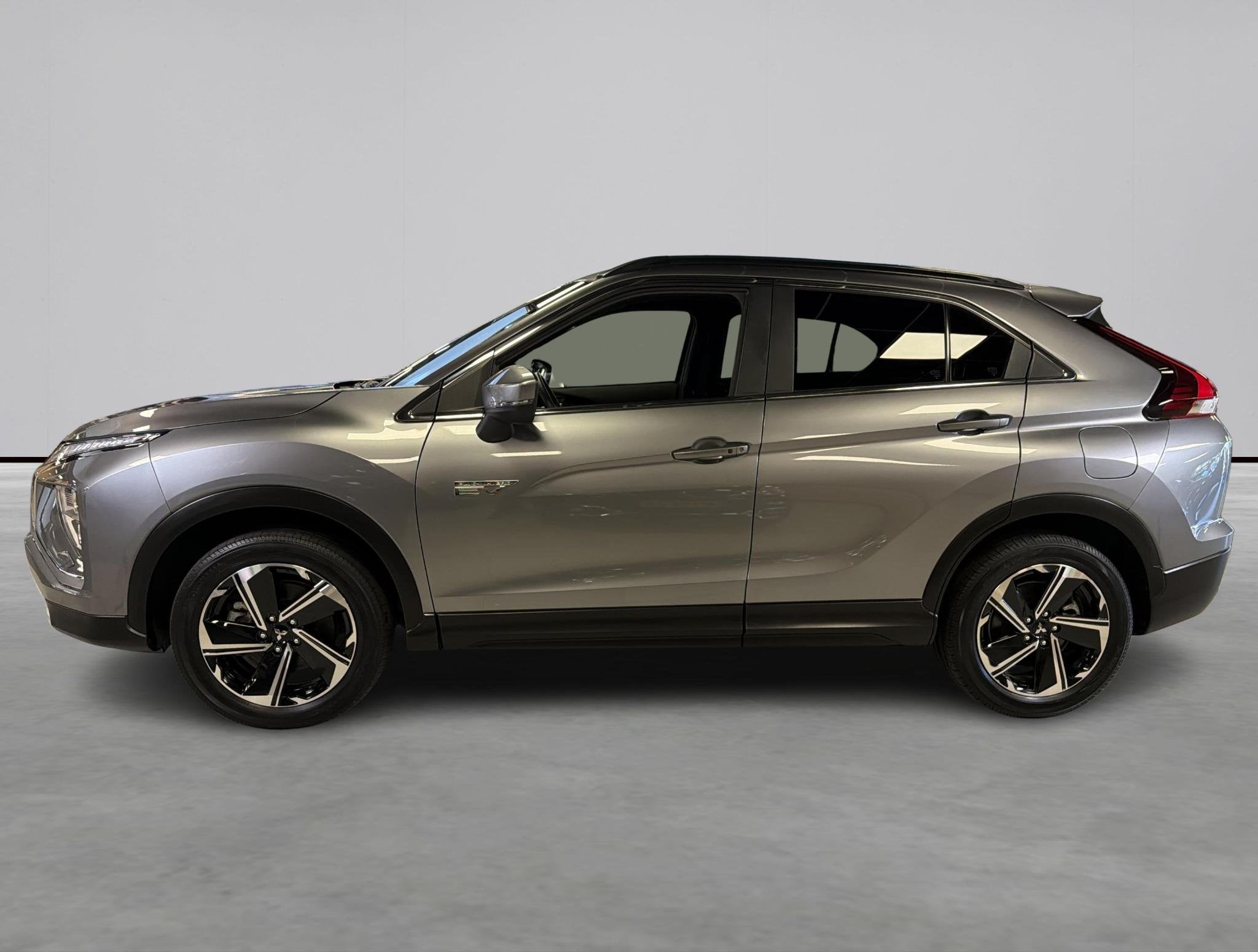 Mitsubishi Eclipse Cross 2.4 PHEV Intense+, Auto's, 188 pk, Euro 6, 4 cilinders, 120 €/maand