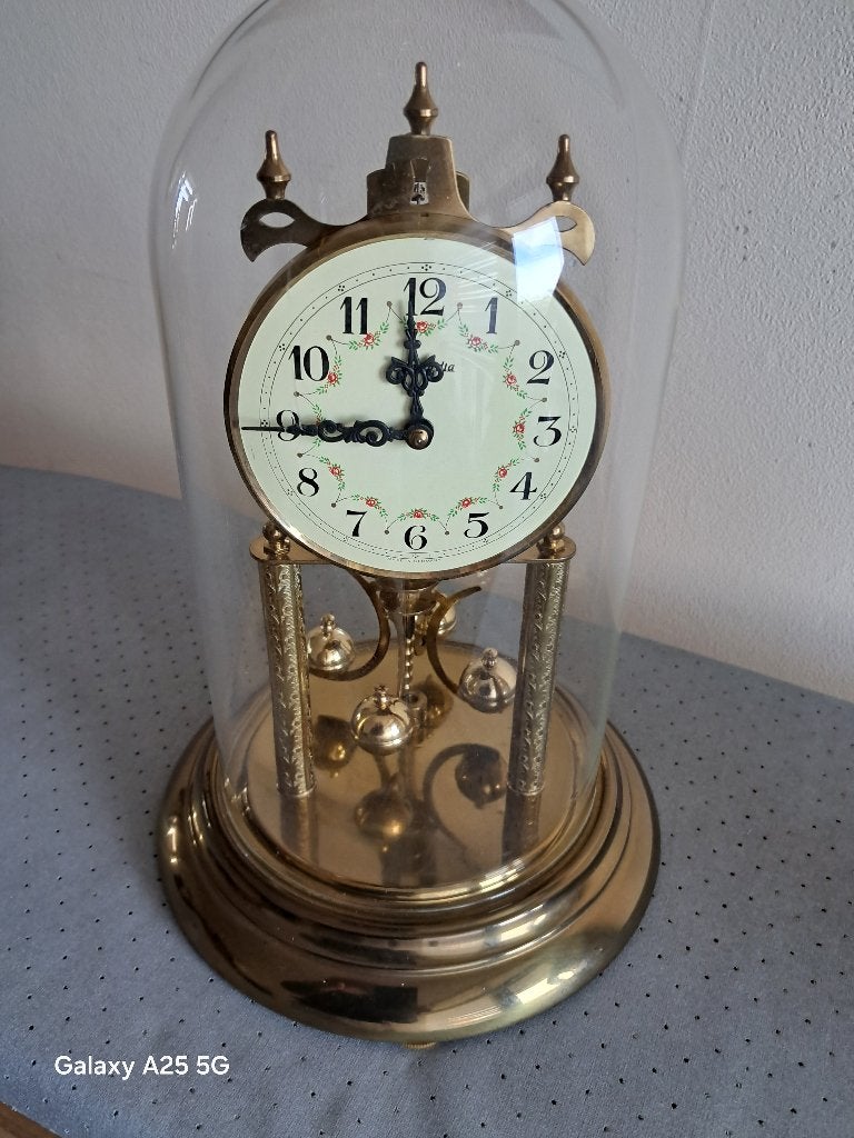 Een Jaar Pendule, Ophalen of Verzenden