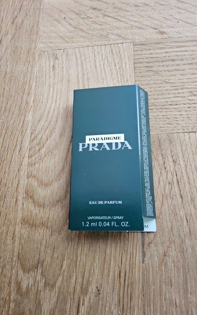 Parfumproefje Prada, Verzenden, Zo goed als nieuw, Miniatuur, Gevuld