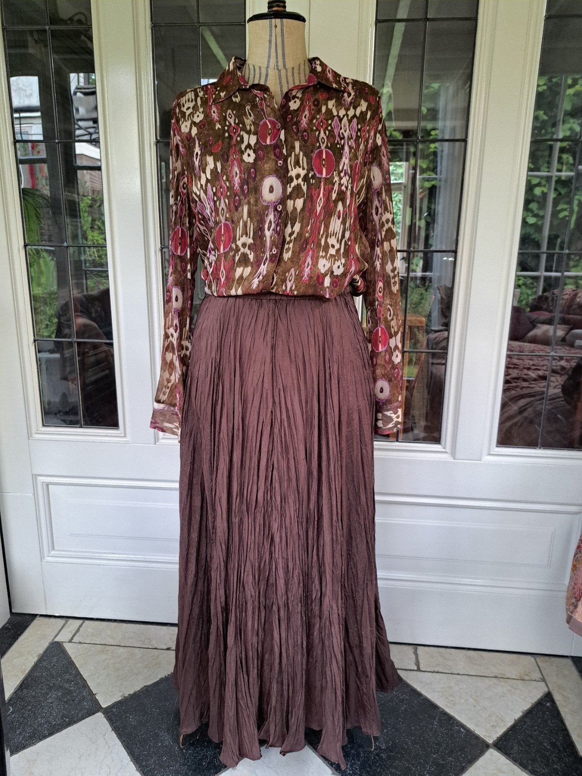 Bruine zijde lange rok Gerard Darel 40, Kleding | Dames, Rokken, Maat 38/40 (M), Bruin, Verzenden, Zo goed als nieuw