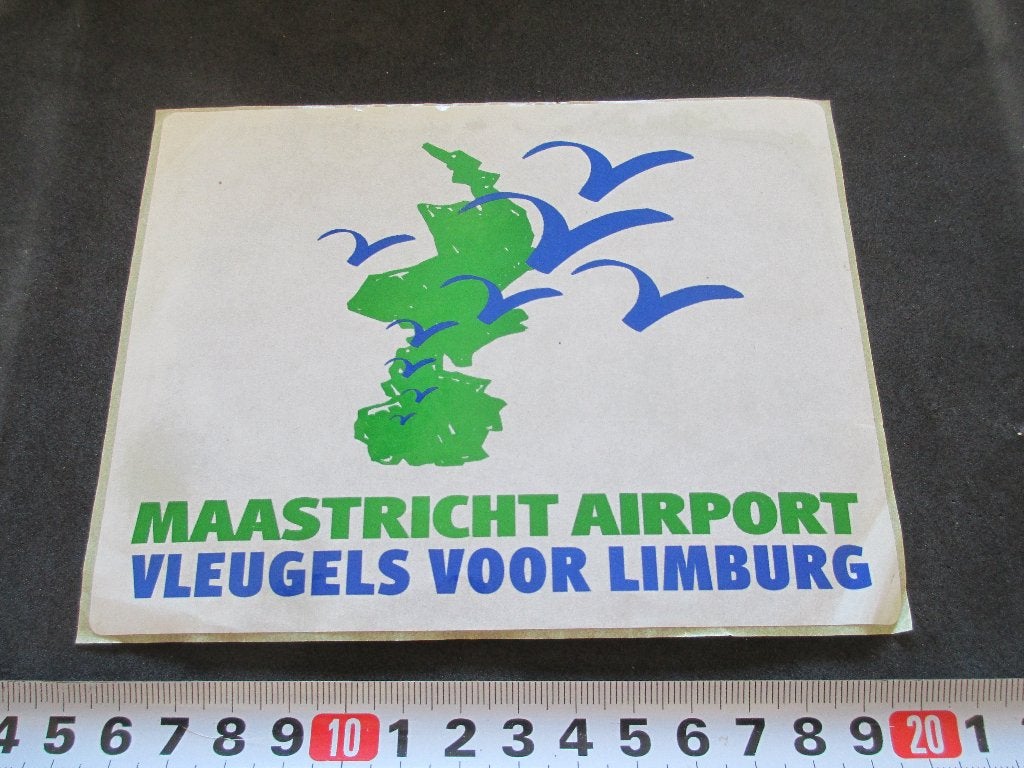 sticker Maastricht Airport  Vleugels voor Limburg, Verzamelen, Ophalen of Verzenden, Zo goed als nieuw