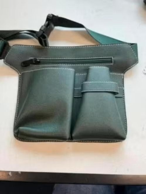 NIEUW! ULSUE kappers pouch riem groen 25x19x22 €14,99, Ophalen of Verzenden, Nieuw, Overige kleuren, Minder dan 95 cm