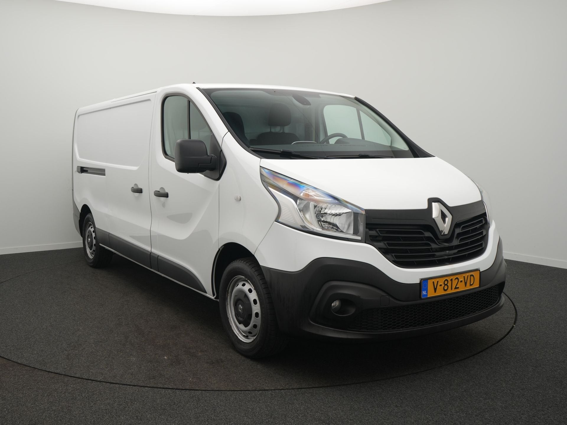Renault Trafic 1.6 dCi 95 T29 L2H1 Comfort - Achteruitrijcam, Voorwielaandrijving, Gebruikt, 4 cilinders, Renault