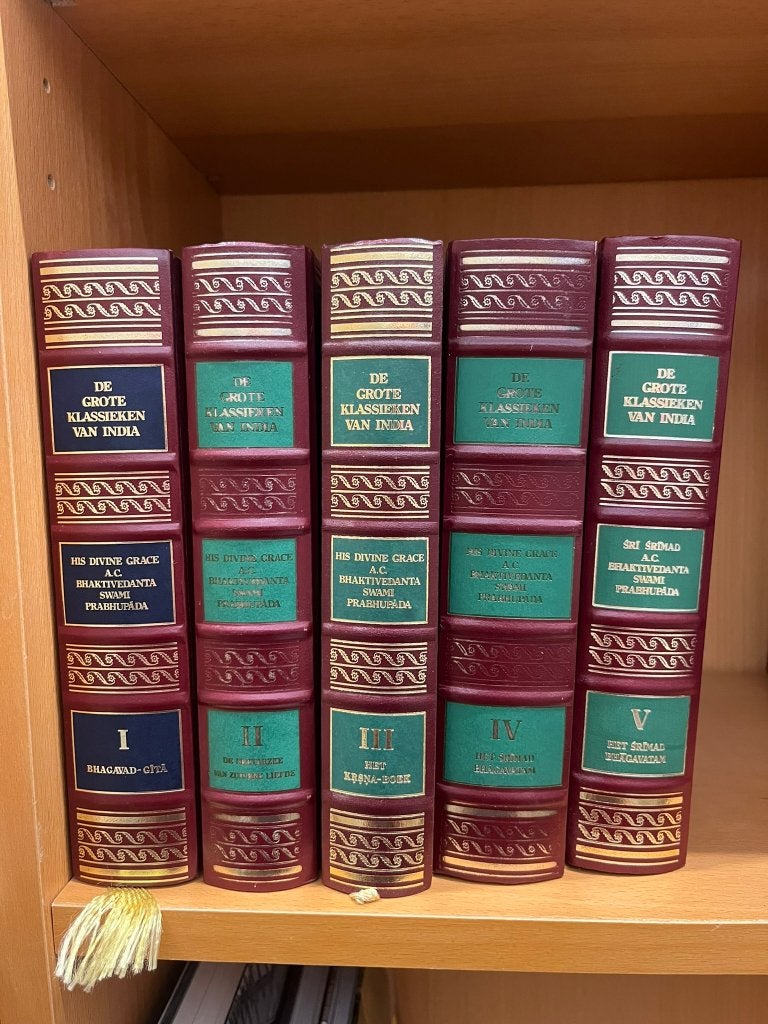 De Grote Klassieken van India - Complete set (5 delen), Boeken, A.C. Bhaktivedanta Swami Prabhupada, Achtergrond en Informatie