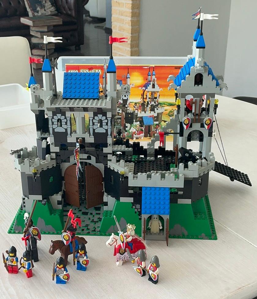 LEGO 6090 Royal Knight's Castle. Met bouwboek., Ophalen of Verzenden, Zo goed als nieuw
