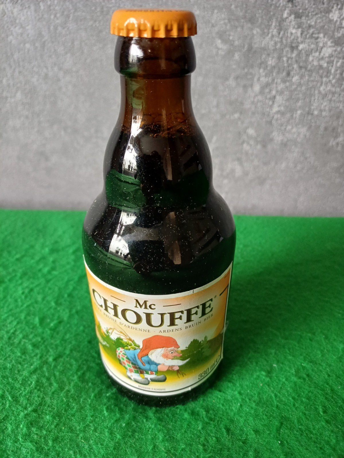 Mc Chouffe oud flesje speciaal bier, Ophalen of Verzenden, Nieuw, Flesje(s), Overige merken