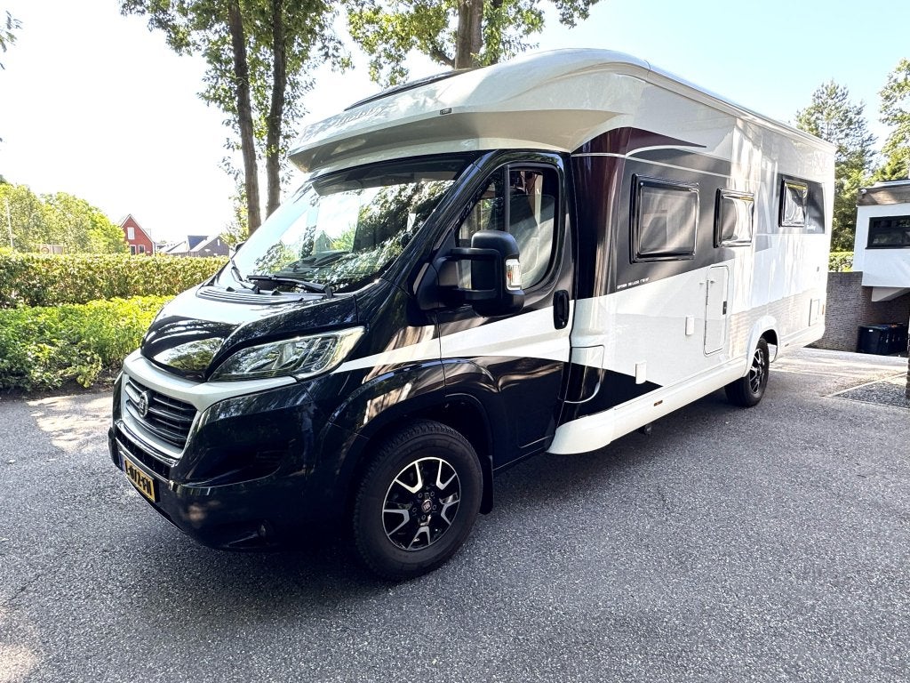 Hobby Optima De Luxe 75 HF HEFBED +SOLAR +FIETSENREK BOMVOL!, Chemisch toilet, Fiat, Hobby, Particulier