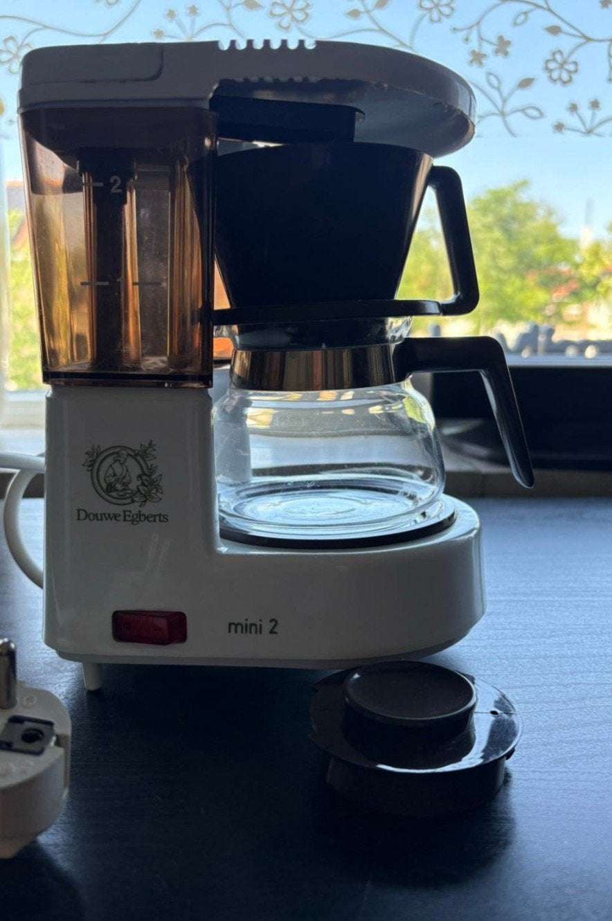 mini koffiezetapparaat douwe egberts wit, 1 of 2 kopjes, Witgoed en Apparatuur, Koffiezetapparaten, Gebruikt, Verzenden, Koffiemachine