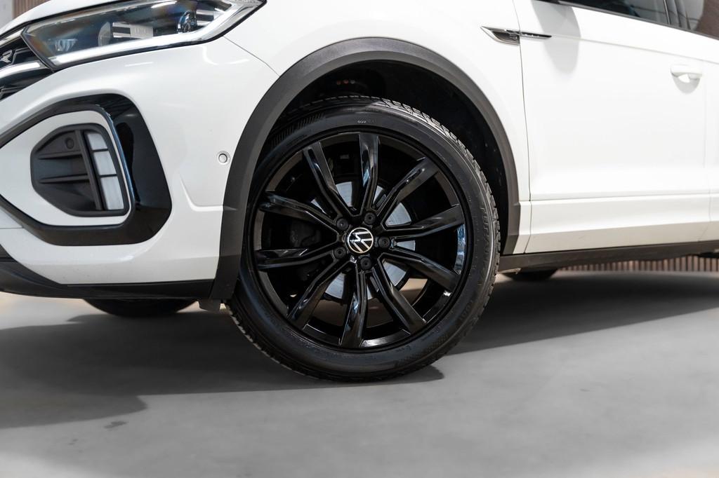 Volkswagen T-ROC 1.5 TSI R-Line IQ DSG PANO CAMERA, Auto's, 1258 kg, 4 cilinders, 150 pk, Alcantara