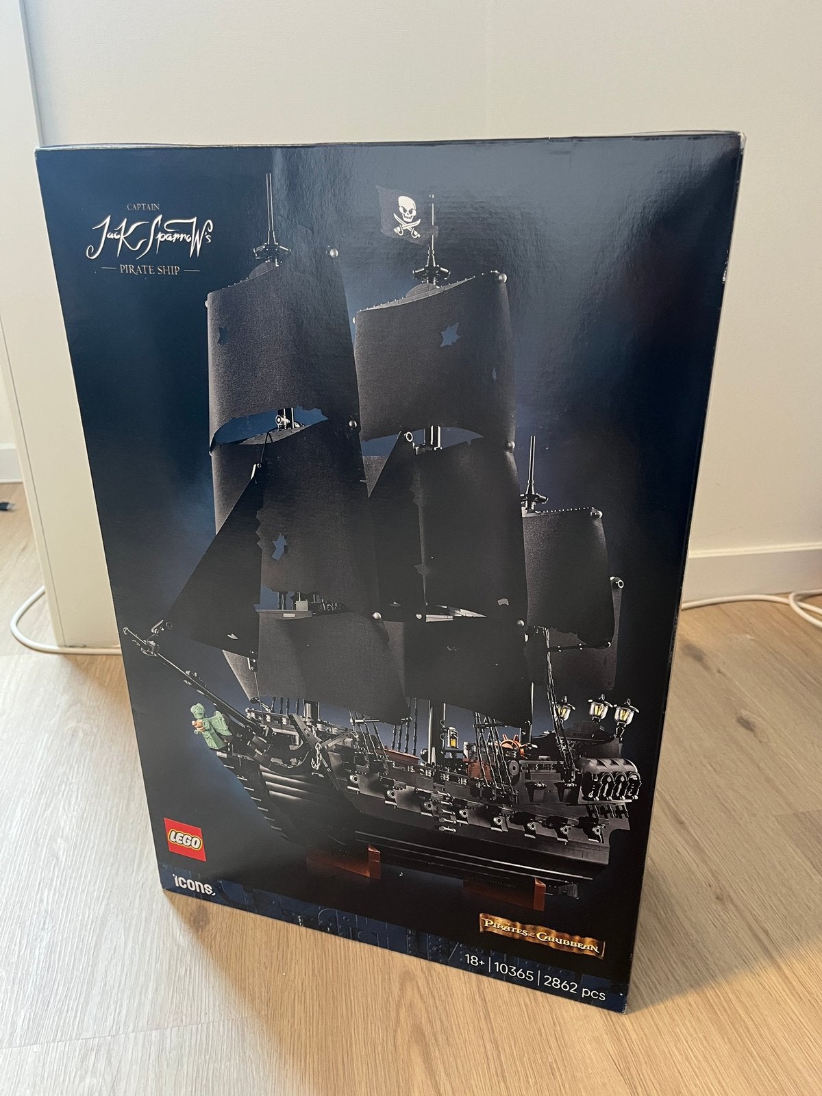 Nieuw! Het piratenschip van kapitein Jack Sparrow (10365), Ophalen of Verzenden, Zo goed als nieuw