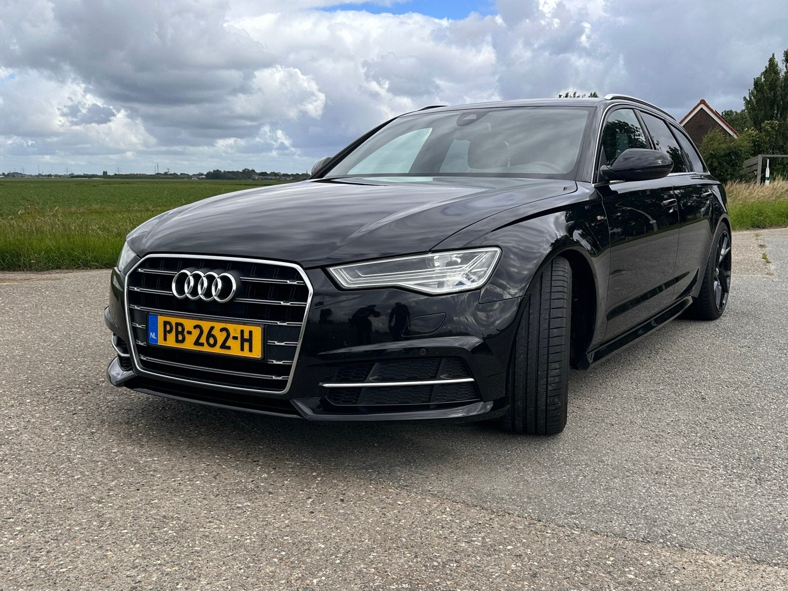 Audi A6 1.8 Tfsi Ultra AV S-tr 140KW 2017 S-line Zwart, Auto's, 1610 kg, Leder en Stof, Zwart, Origineel Nederlands