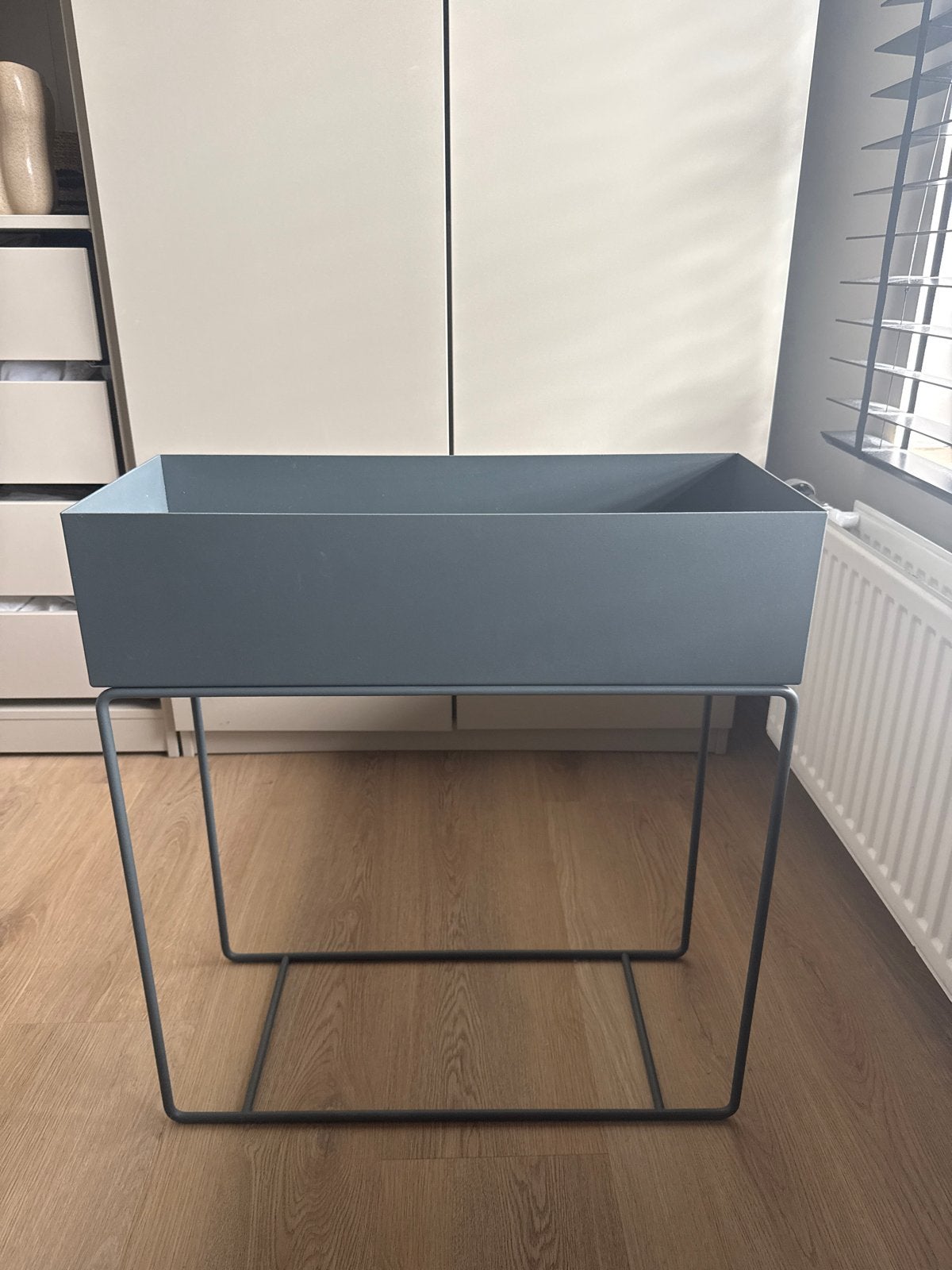 Ferm Living Plantbox Grijs, Ophalen, Zo goed als nieuw, Binnen, Metaal