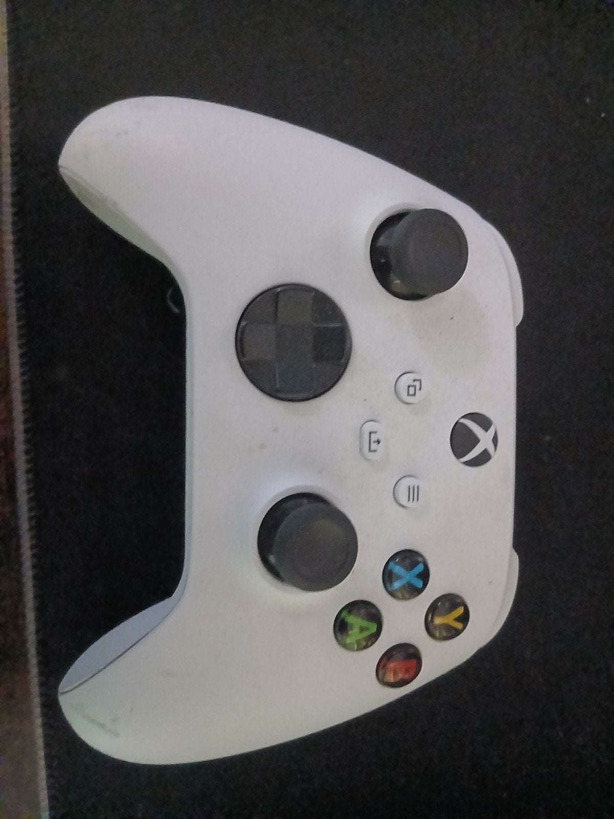 Xbox One S met 2 controllers, HDMI- en stroomkabel+3 acounts, Spelcomputers en Games, Ophalen, Gebruikt, Met 2 controllers, Xbox One S