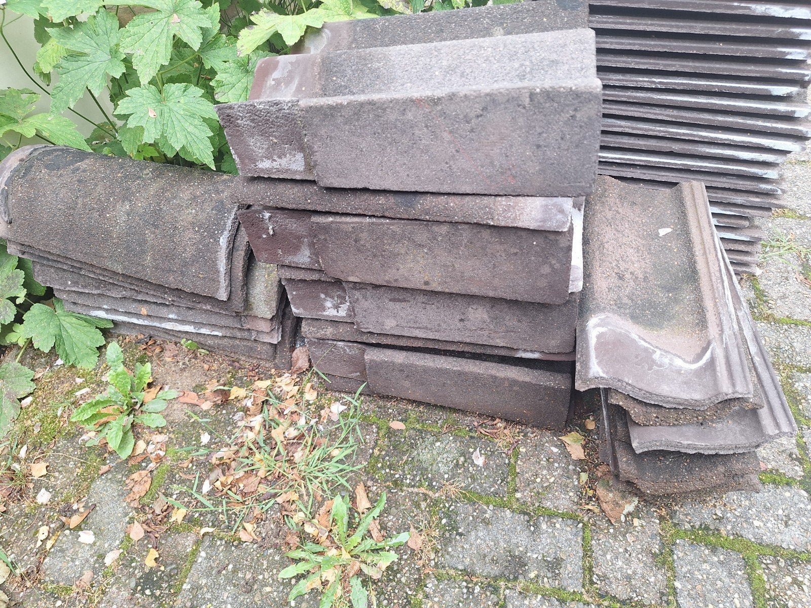 Sneldek nokvorsten, zijpannen en halve pannen, Ophalen, Gebruikt, Steen of Klei, Minder dan 5 m²