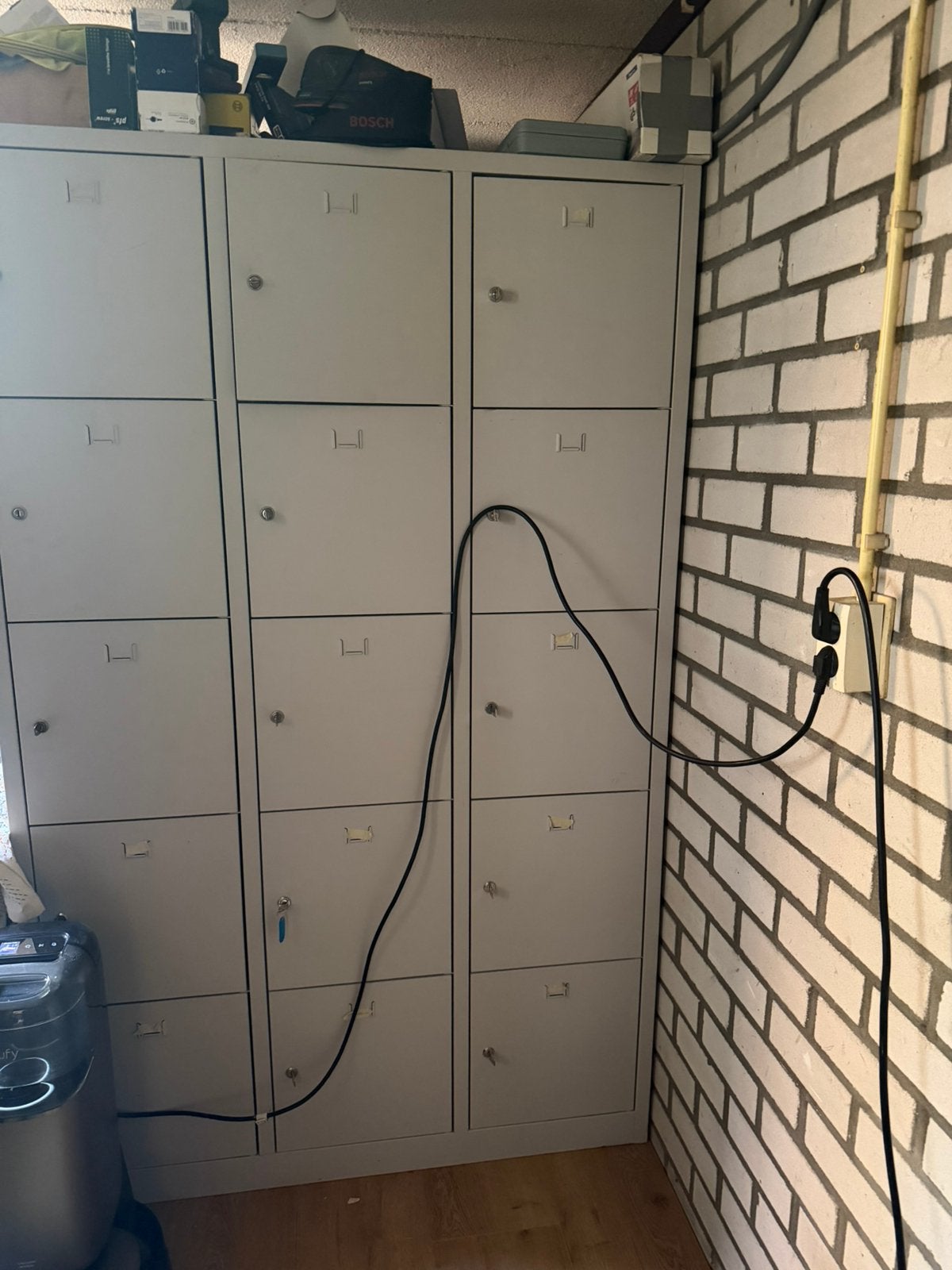 Lockerkast, Tuin en Terras, Bergingen en Tuinkasten, Ophalen, Zo goed als nieuw, Hout, Overige typen