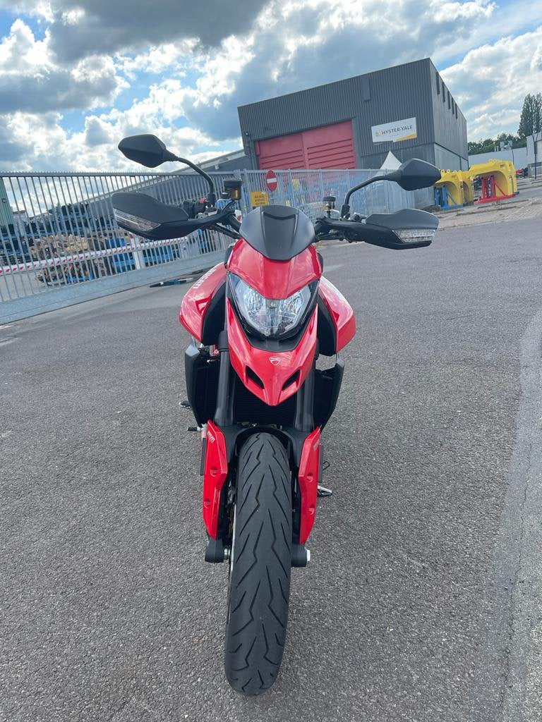 Ducati Hypermotard 950 |2021 | 5676 KM | vol opties | €12950, Motoren, Motoren | Ducati, 2 cilinders, Occasion, Motorrijbewijs A