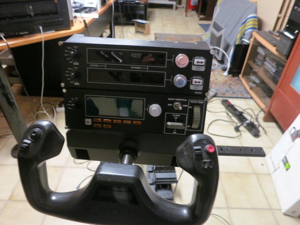 Compleet set Vliegtuigsimulatie (incl.programma)  € 300,00, Ophalen of Verzenden, Gebruikt, Logitech G Saitek