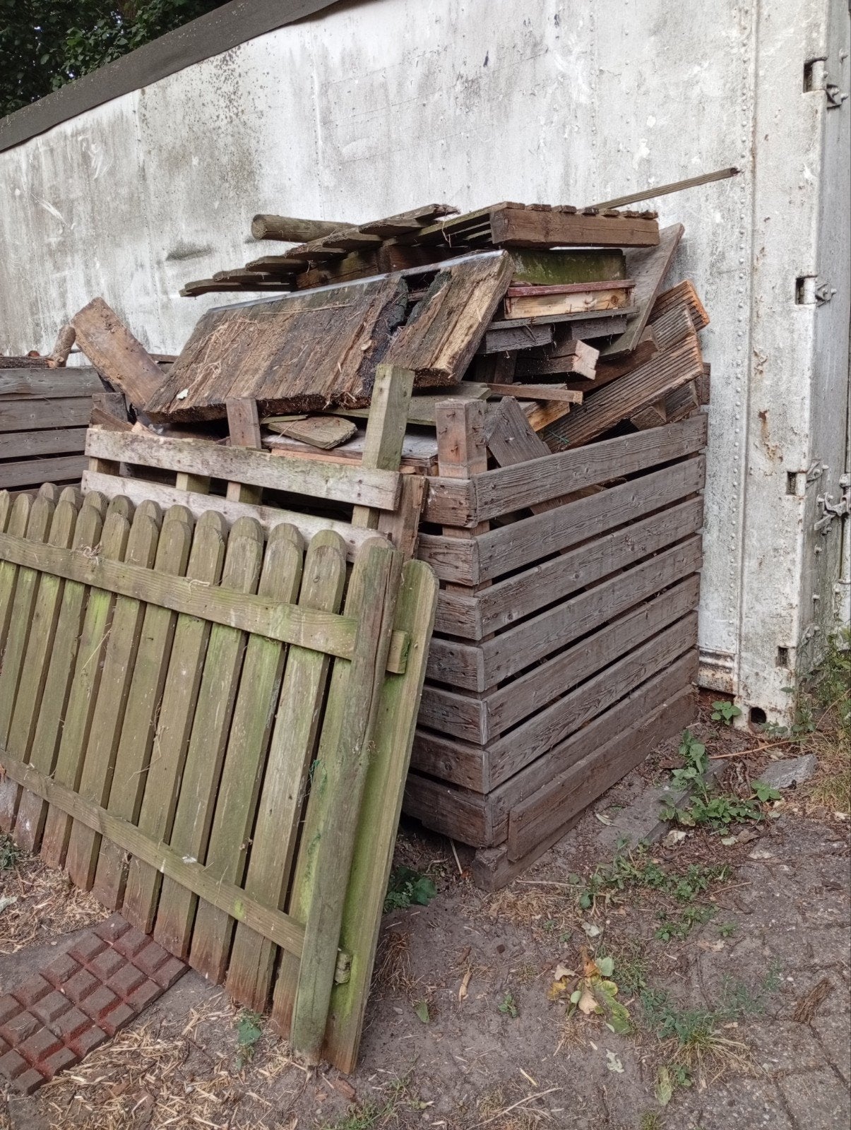 Brandhout gratis!, Tuin en Terras, Schuttingen, Ophalen, Minder dan 3 meter, Hout, 1 tot 2 meter