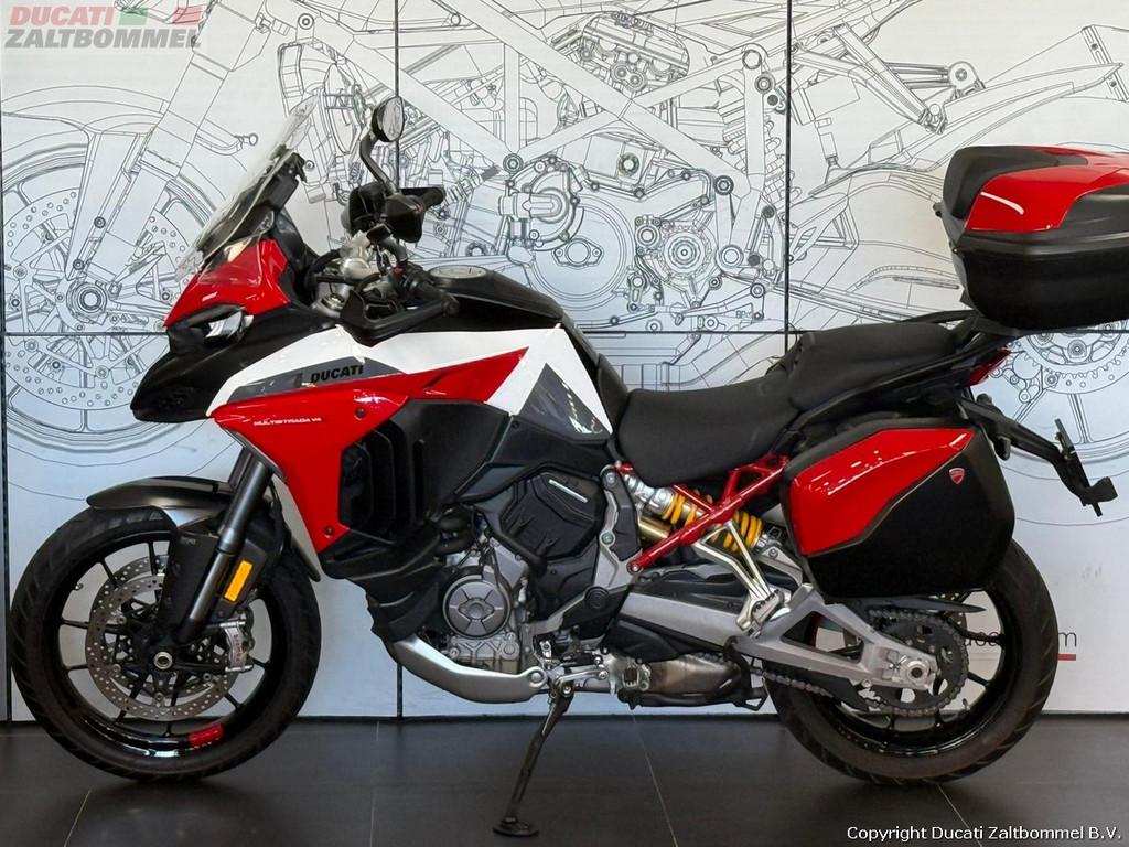 Ducati MULTISTRADA V4 S (bj 2021), Bedrijf, Sport, Meer dan 35 kW, 1158 cc