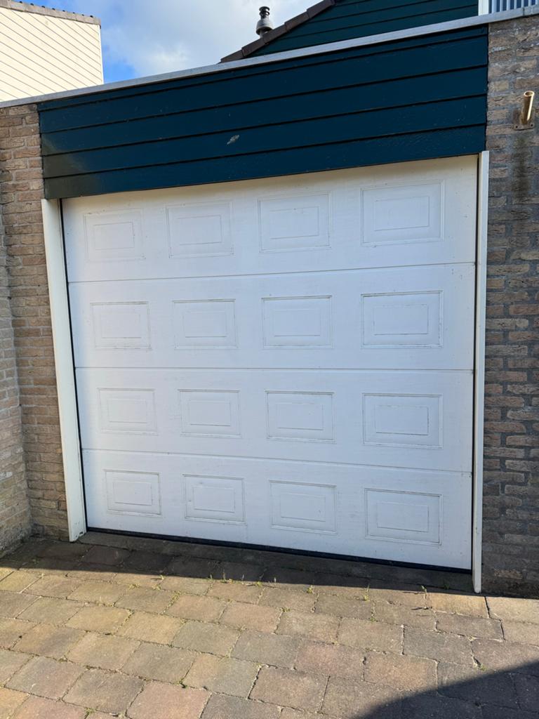 Witte Hörmann Promatic garagedeur met afstandsbediening, Ophalen, Gebruikt, 80 tot 100 cm, Garagedeur