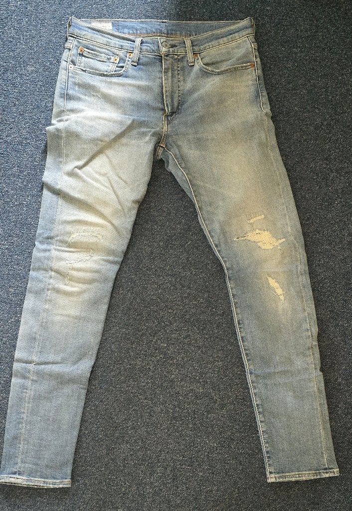 Levi's skinny Taper spijkerbroek (W32-L32), Blauw, W32 (confectie 46) of kleiner, Ophalen of Verzenden, Gedragen