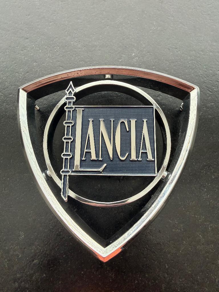 Lancia Flaminia metalen grille logo, Ophalen of Verzenden, Nieuw, Lancia