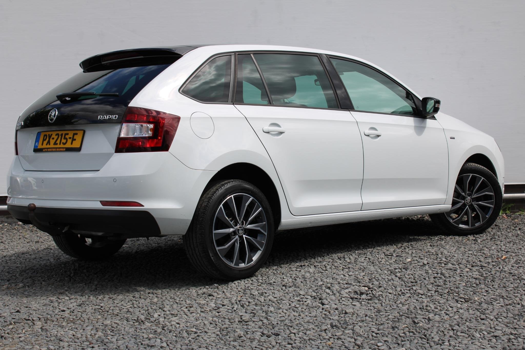 Skoda Rapid Spaceback 1.0 TSI Greentech Drive Automaat, Trek, Auto's, Stof, Gebruikt, 95 pk, Origineel Nederlands
