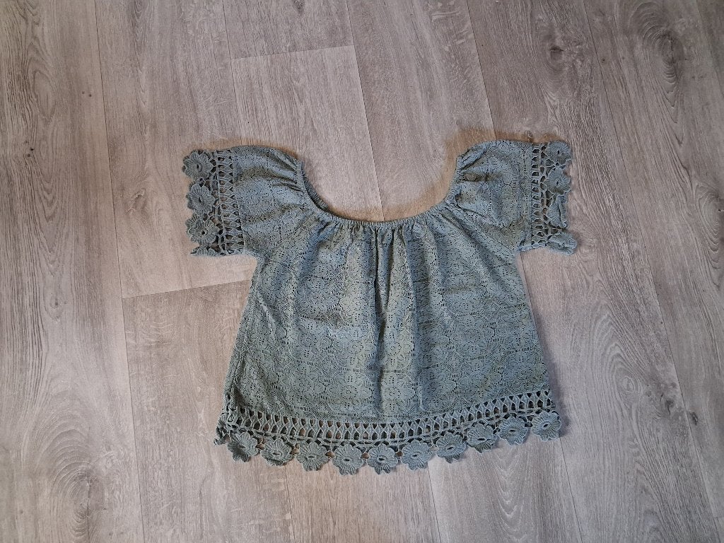 Ibiza top - olijf groen - maat M, Maat 38/40 (M), Ophalen of Verzenden, Zo goed als nieuw, Korte mouw